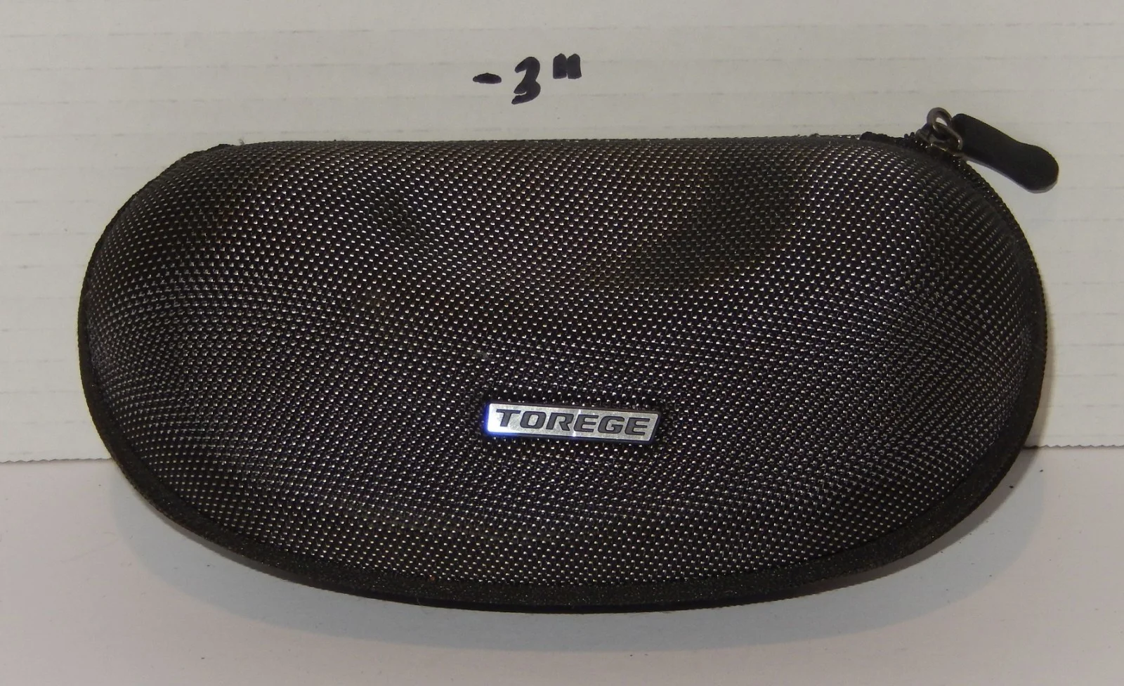 Torege Eyeglass Case Hard Side Black Fabric with Gray Zipper 4
