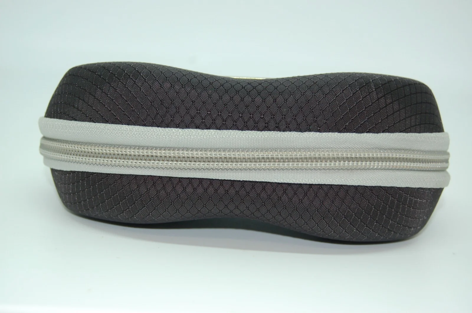 Torege Eyeglass Sun Glass Case Hard Side Black Fabric with Gray Zipper 3