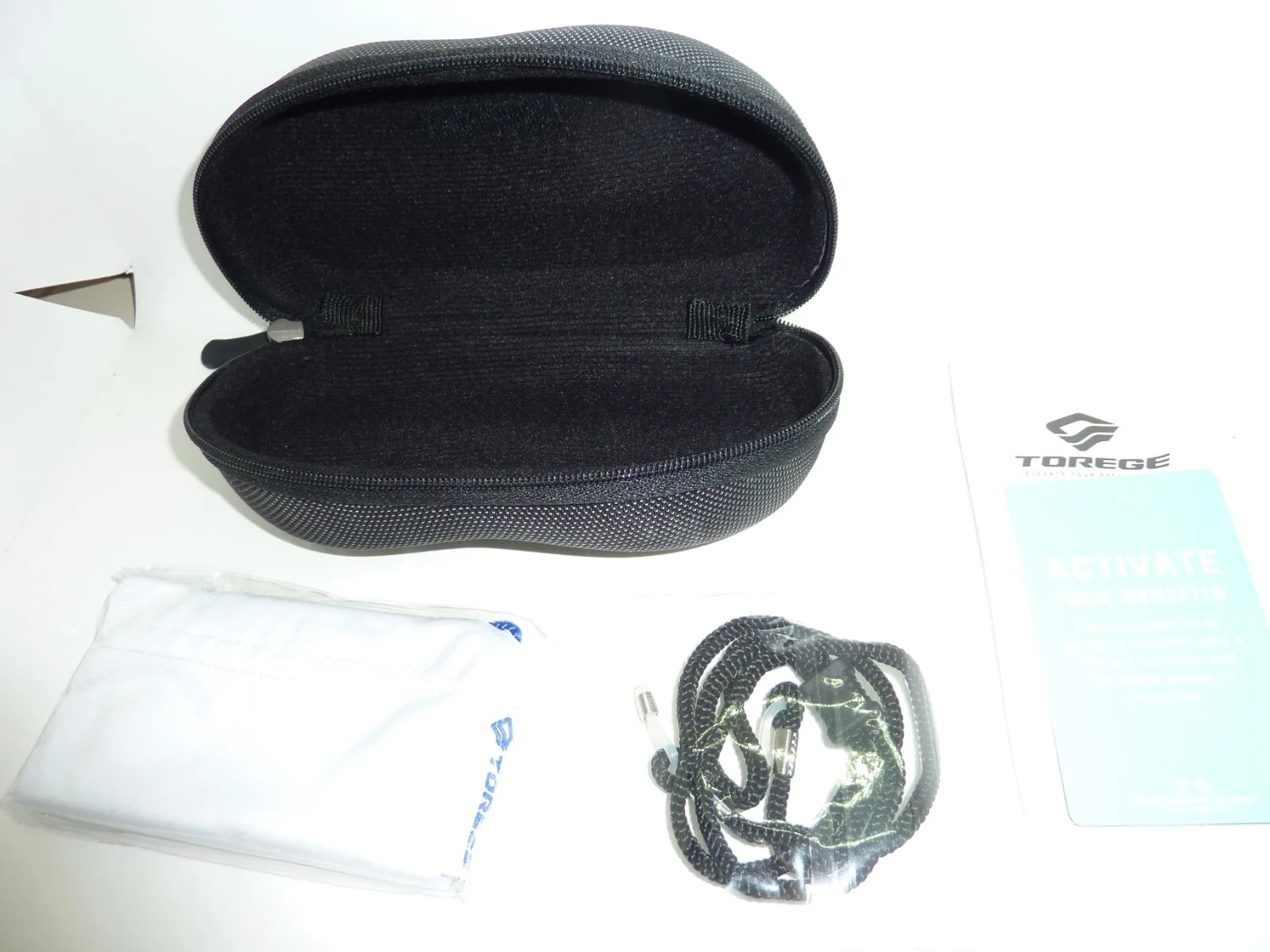 TOREGE SPORT Sunglasses Case Zip-up Hard Clamshell Holder